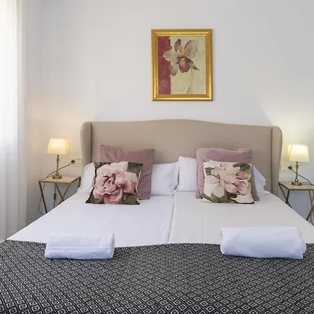 Soho Premium 4 Bedrooms *